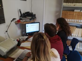 Al lavoro per diffondere il questionario